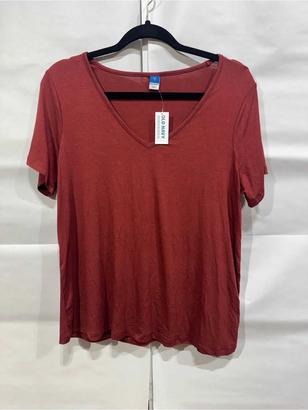 0182 Old Navy Women’s V-Neck Short Sleeve Tee — Rust